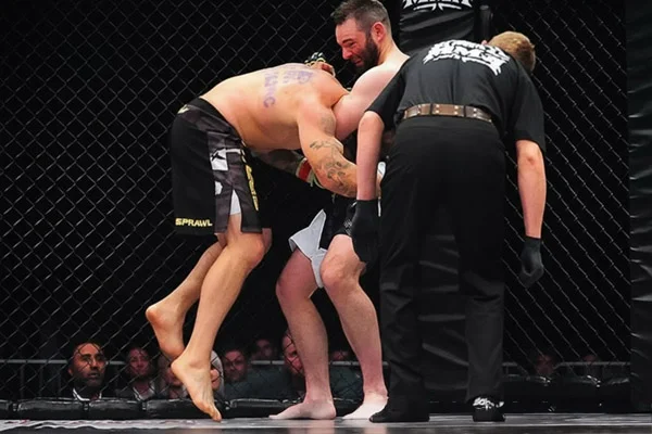 MMA striking training Dublin